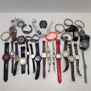 Bulk Lot ~31 Watches Parts Repair Quartz Pulsar Caravelle Nike Sports Ill As-Is